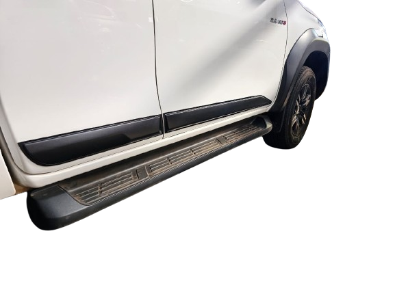 Toyota Hilux Extended Cab Side Cladding